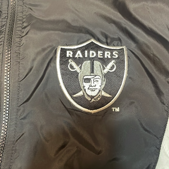 VINTAGE 90’s STARTER NFL Oakland Raiders Jacket Size XL Great Condition - Picture 3 of 6